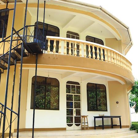 Mama Thea Homes Moshi Zewnętrze zdjęcie